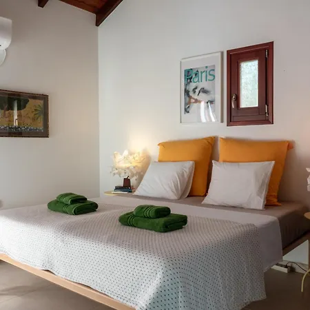 Aloni Retreat Lixouri