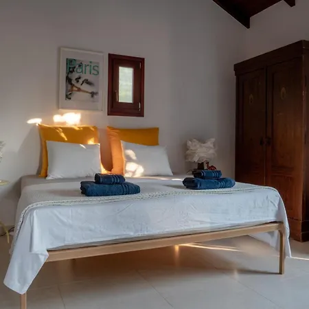 Aloni Retreat