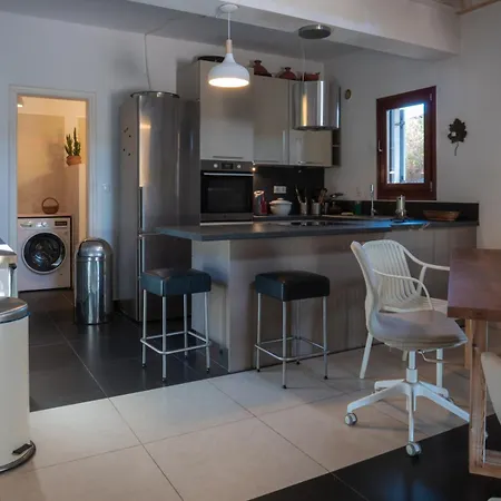 Aloni Retreat Lixouri